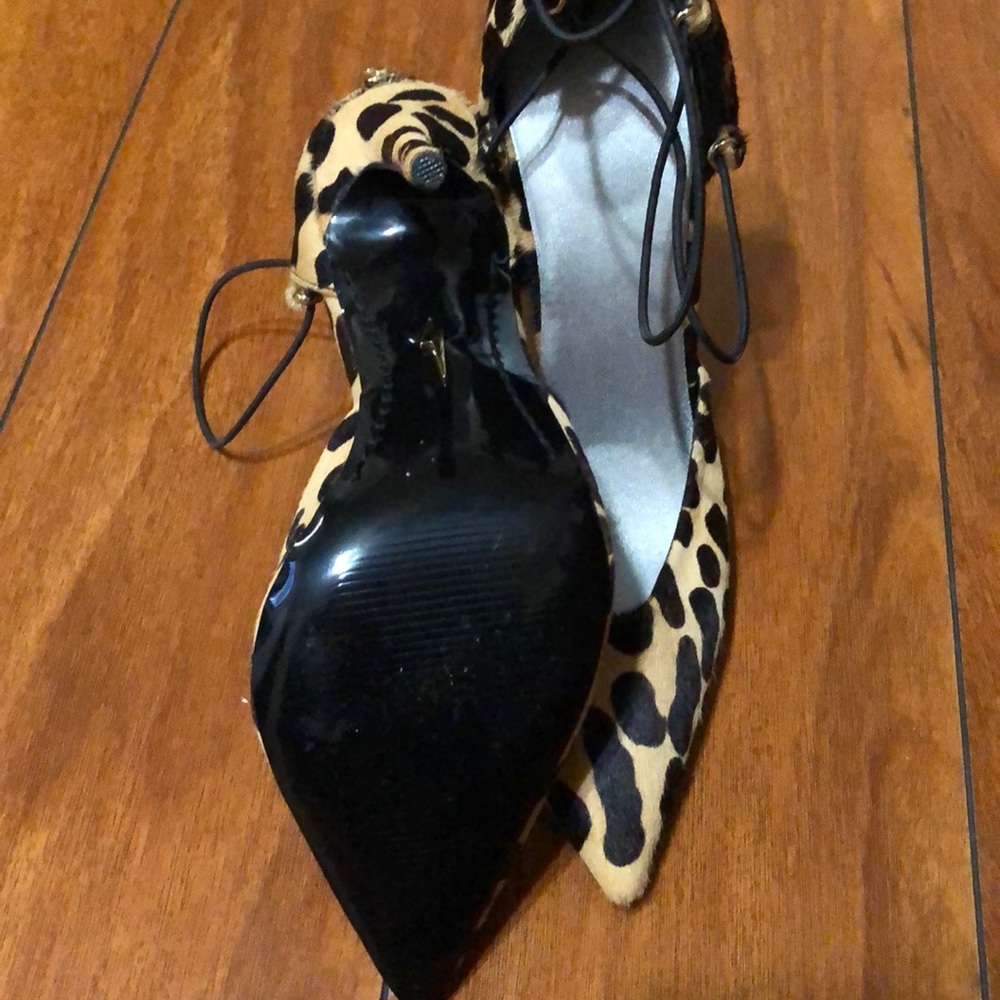 High heels - Picture 2 of 2